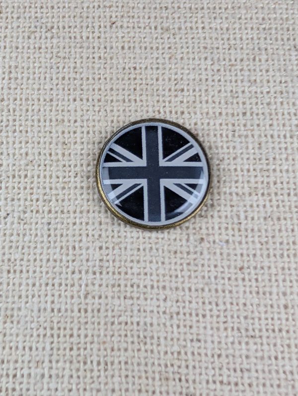 Union Jack Flag Badge - Large Resin Topped Pin Badge - British Black and White Pin