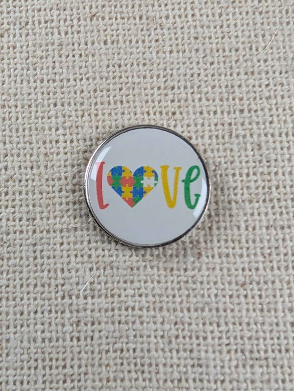 Love Autism Awareness Pin Badge - Rainbow Colours Puzzle Pieces - Large Resin Finished Pin Badge