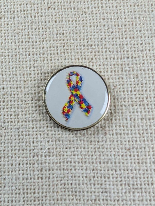 Puzzle Ribbon Pin - Autism Awareness Support Badge - Large Resin Finished Pin Badge