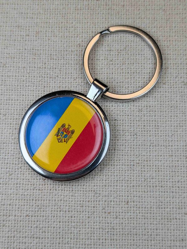 Moldova Flag Keyring - Large Resin Topped Keychain