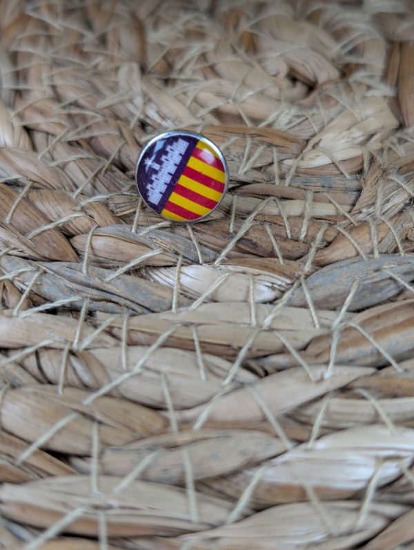Majorca flag map pin - Travel tracker